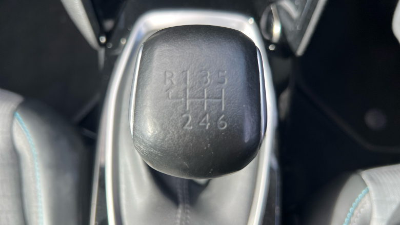 Peugeot 208 1.2 PureTech 100 Allure 5dr Petrol Hatchback